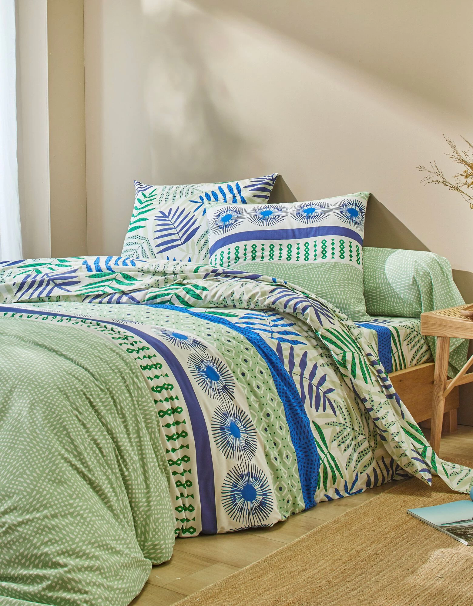 Linge De Lit Adèle Imprimé Feuillage Graphique - Coton 1 Linge De Lit Adèle Imprimé Feuillage Graphique - Coton