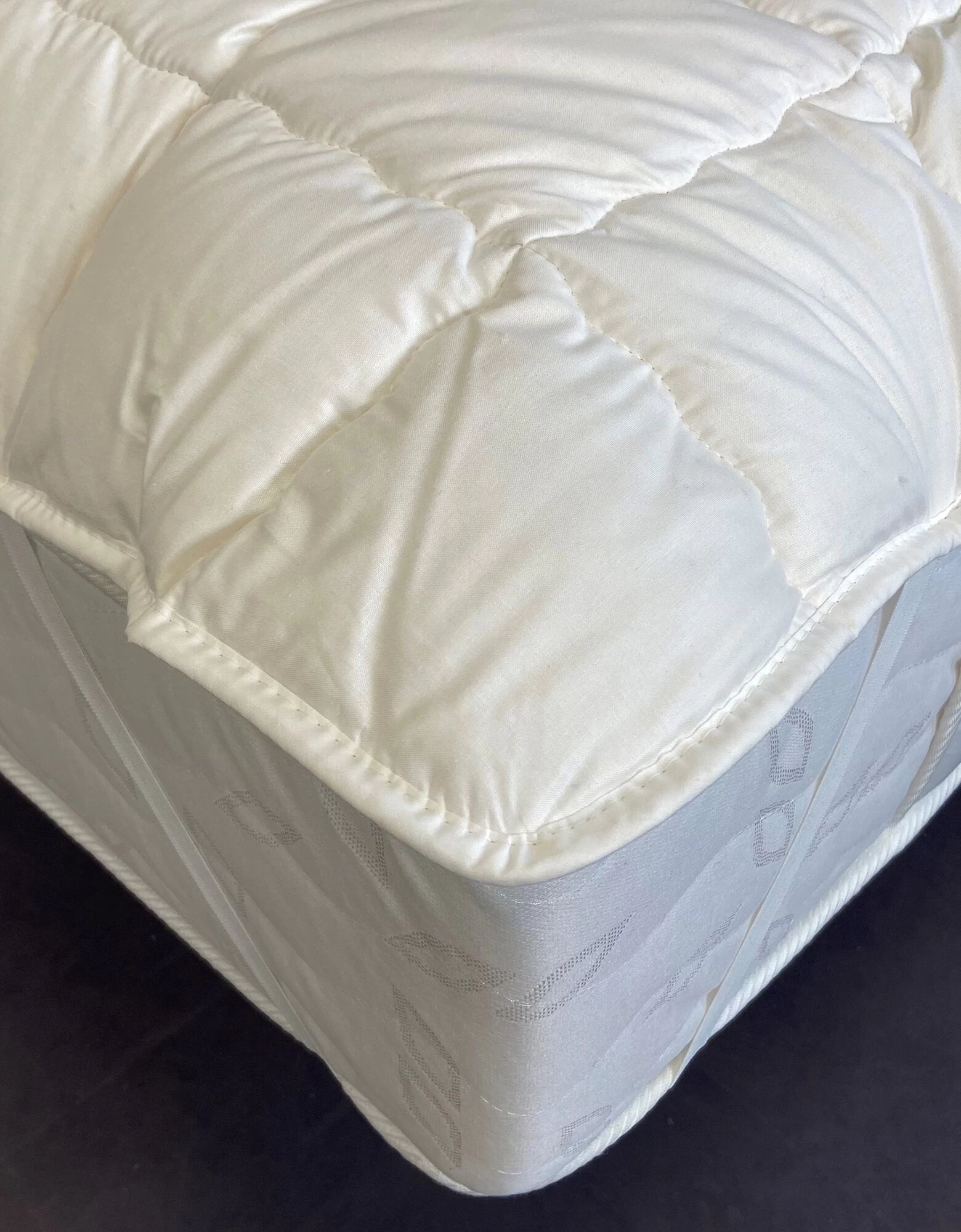 Surmatelas Coton Issu De L'agriculture Biologique 600g/m2 1 Surmatelas Coton Issu De L'agriculture Biologique 600g/m2