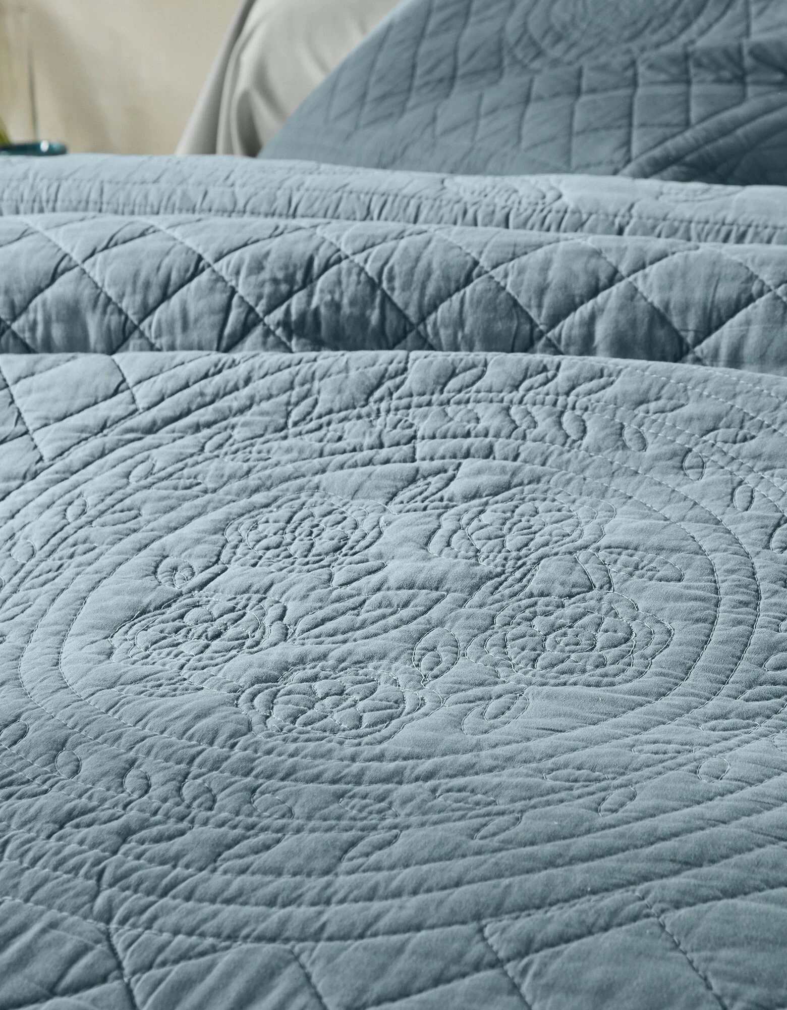 Couvre-lit Uni Style Boutis Cassandre 2 Couvre-lit Uni Style Boutis Cassandre – Image 2