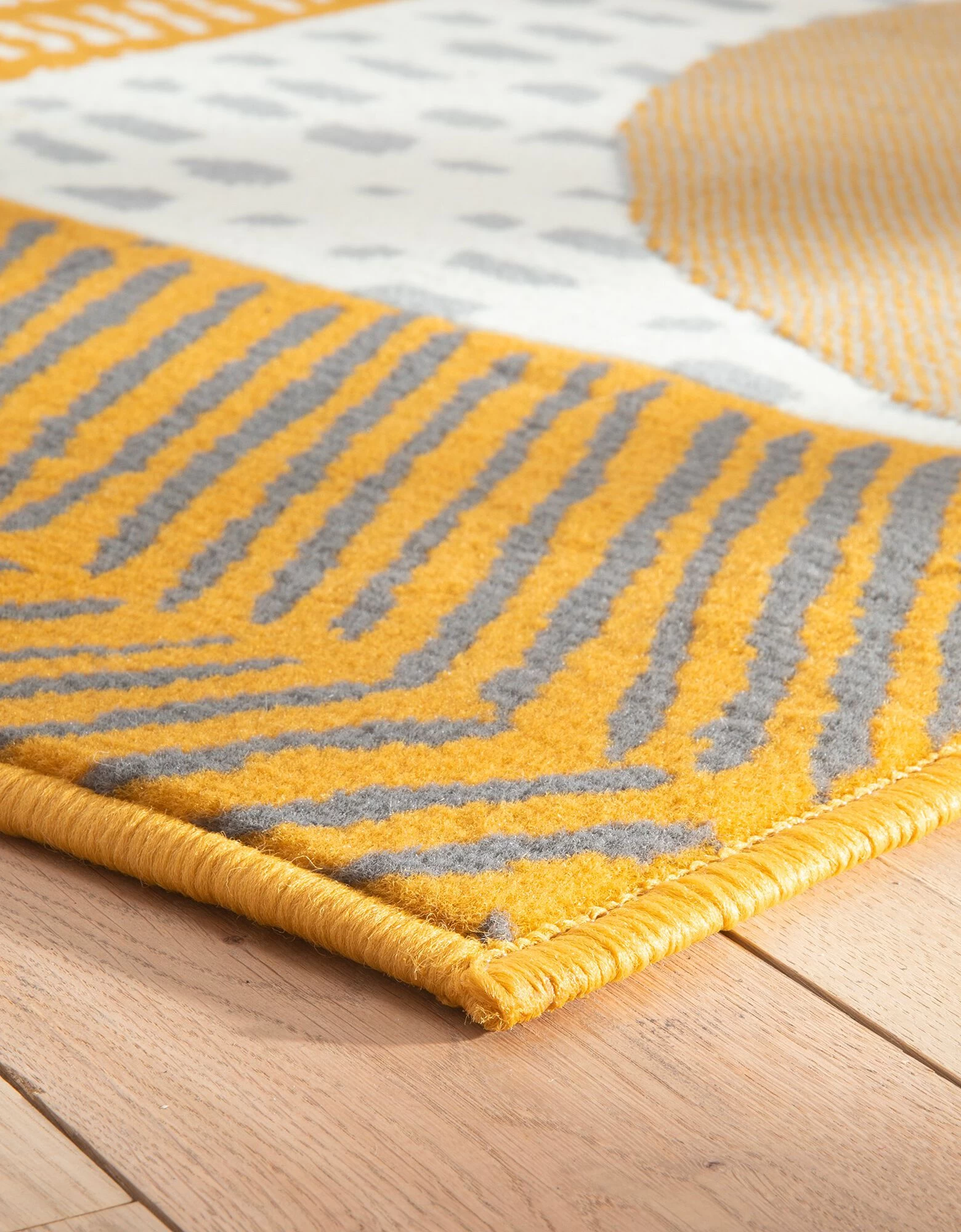 Tapis Décoratif Motif Géométrique 2 Tapis Décoratif Motif Géométrique – Image 2