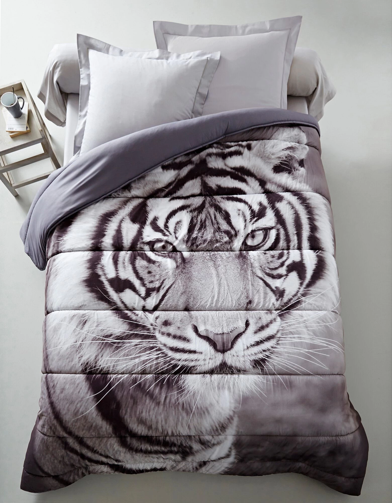 Couette Microfibre Impression Photo Tigre 400g/m2 1 Couette Microfibre Impression Photo Tigre 400g/m2