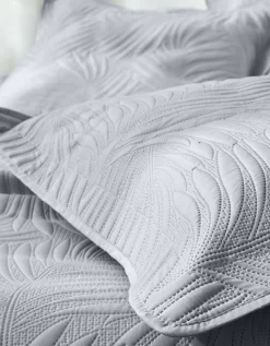 Couvre-lit Uni Matelassé Reliéfé "feuillage" -Valeurs des doublures de lit. 322427 C02 zoomx vue3