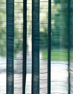 Panneau Voile Fines Rayures -Valeurs des doublures de lit. 323594 C03 zoomx vue4