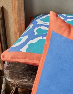 Housse De Coussin, Collection "Odette Lepeltier" - Lot De 2 10 Housse De Coussin, Collection "Odette Lepeltier" - Lot De 2 -Valeurs des doublures de lit. 327499 C01 zoomx vue5