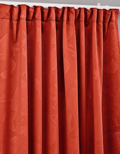 Rideau Occultant Damassé Dessin Floral Finition Galon Fronceur