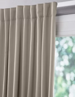 Rideau Occultant Uni Satiné Finition Galon Fronceur