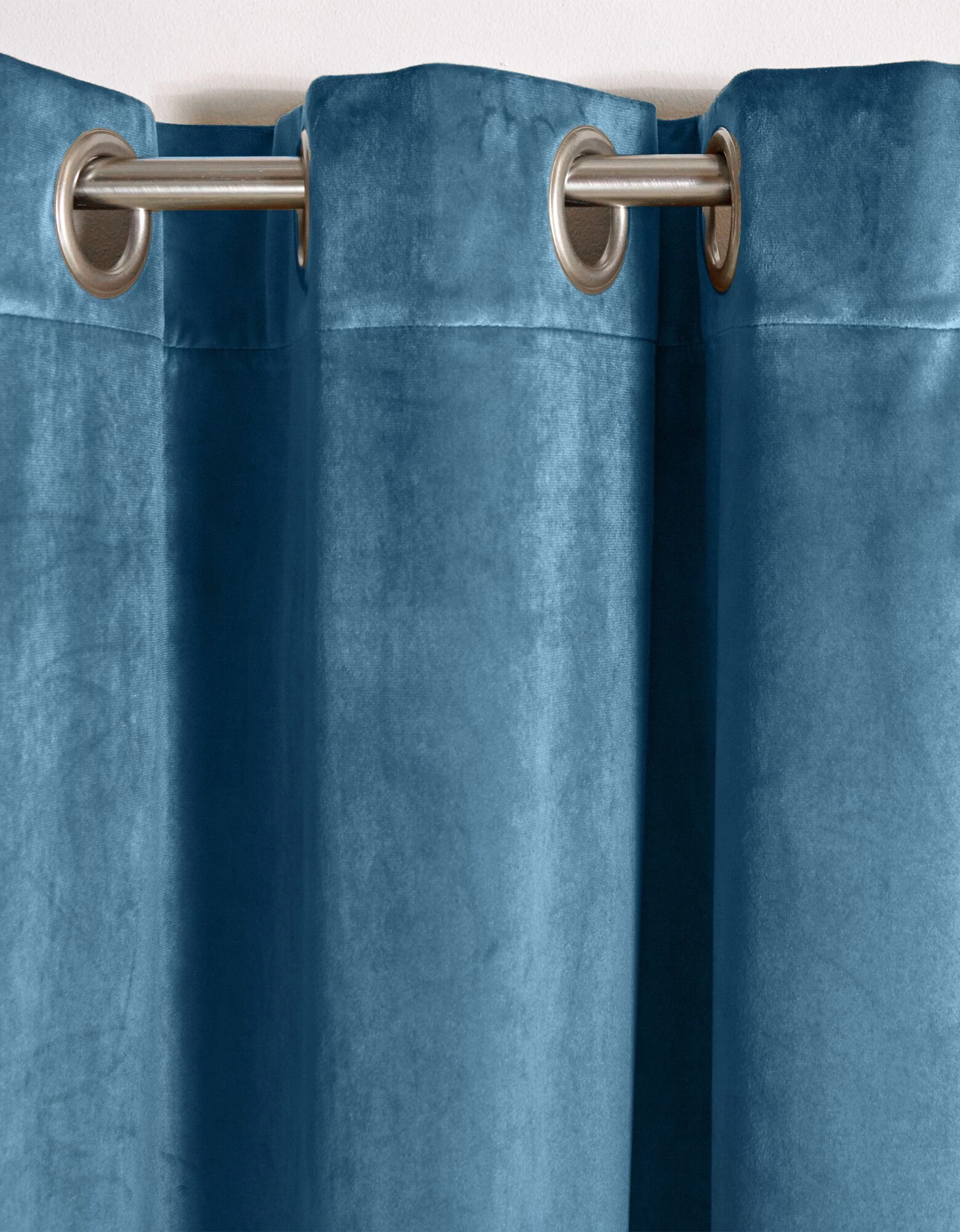 Rideau En Velours Uni à Oeillets 2 Rideau En Velours Uni à Oeillets – Image 2